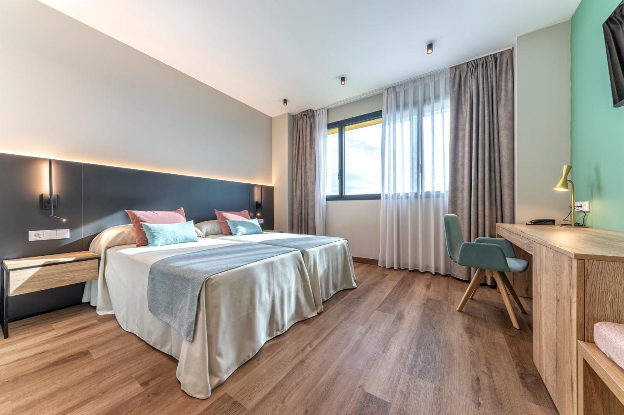Hotel Villa Universitaria San Vicente Raspeig Eksteriør bilde